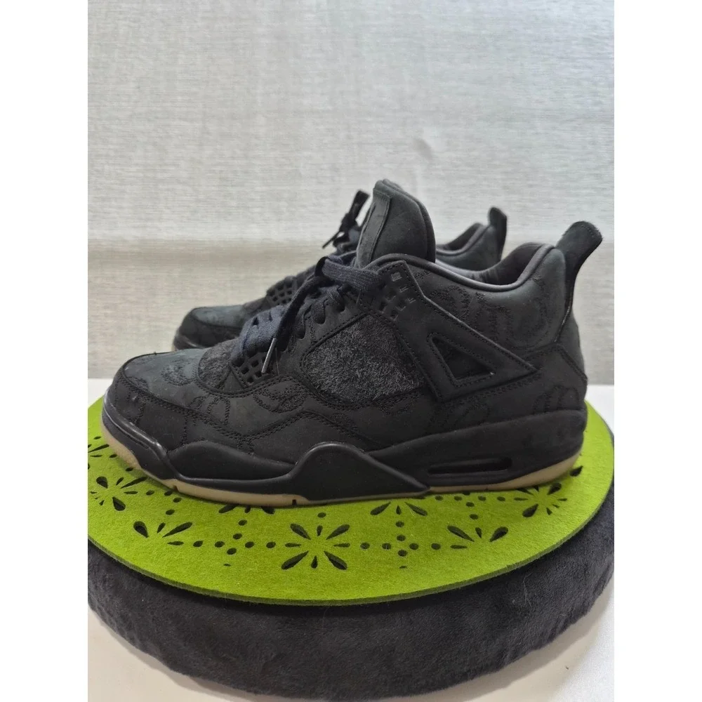 Air Jordan 4 Retro 930155-001 Mens US 9.5 Athletic Shoes Kaws Black Sneakers